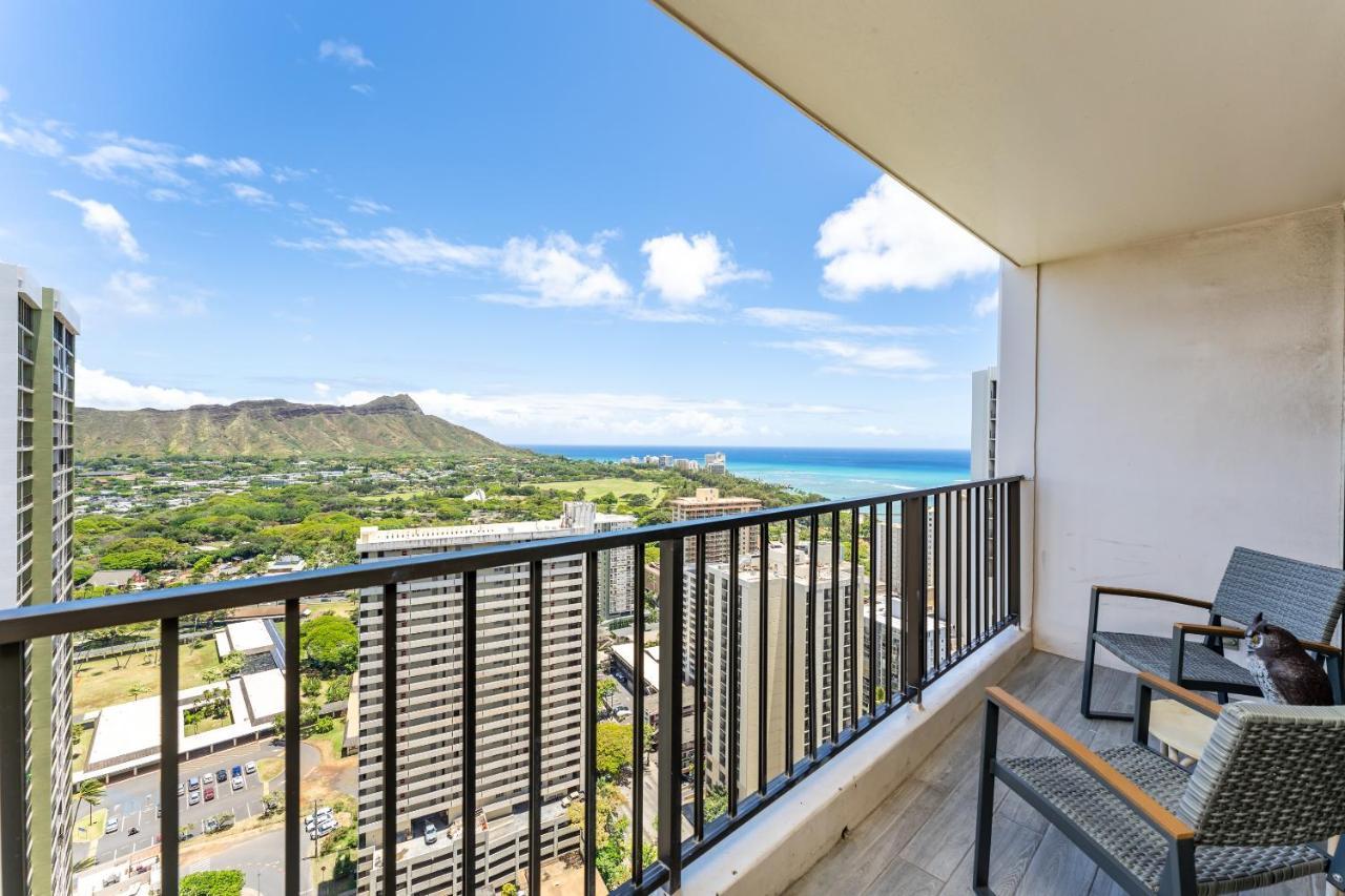ホノルルWaikiki Banyan W-Ocean Views With Free Parking!アパートメント エクステリア 写真